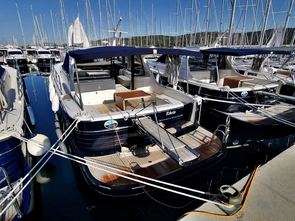 Adriana 44 (Roberta)  - 4