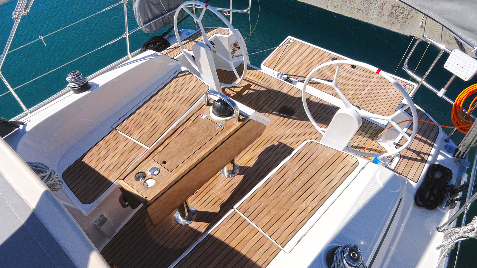 Photo #3 - Bavaria Cruiser 37 - 3 cab. (Merara) in Split - 30042