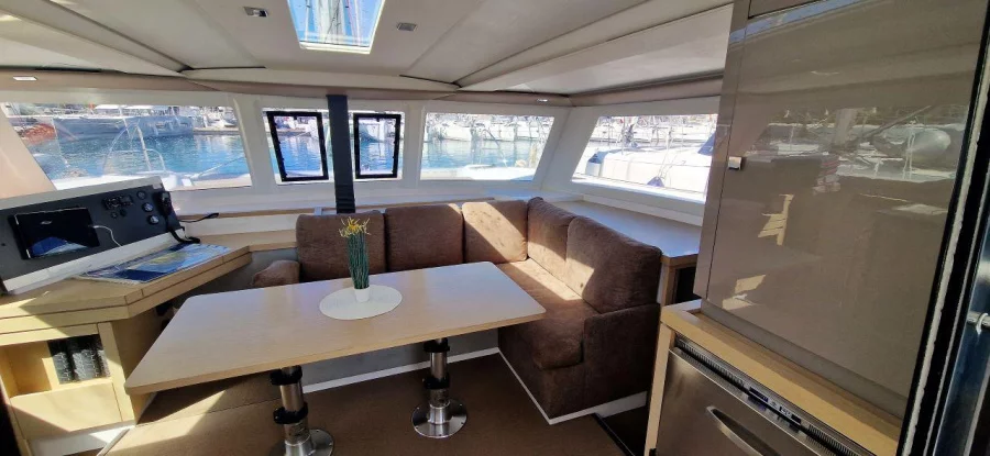 Fountaine Pajot Lucia 40 (Why Not)  - 29