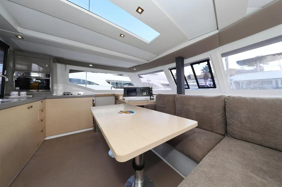 Fountaine Pajot Lucia 40 (Why Not)  - 16