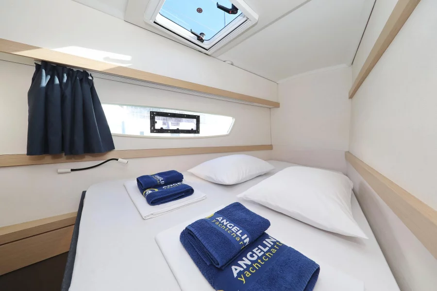 Fountaine Pajot Lucia 40 (Why Not)  - 28
