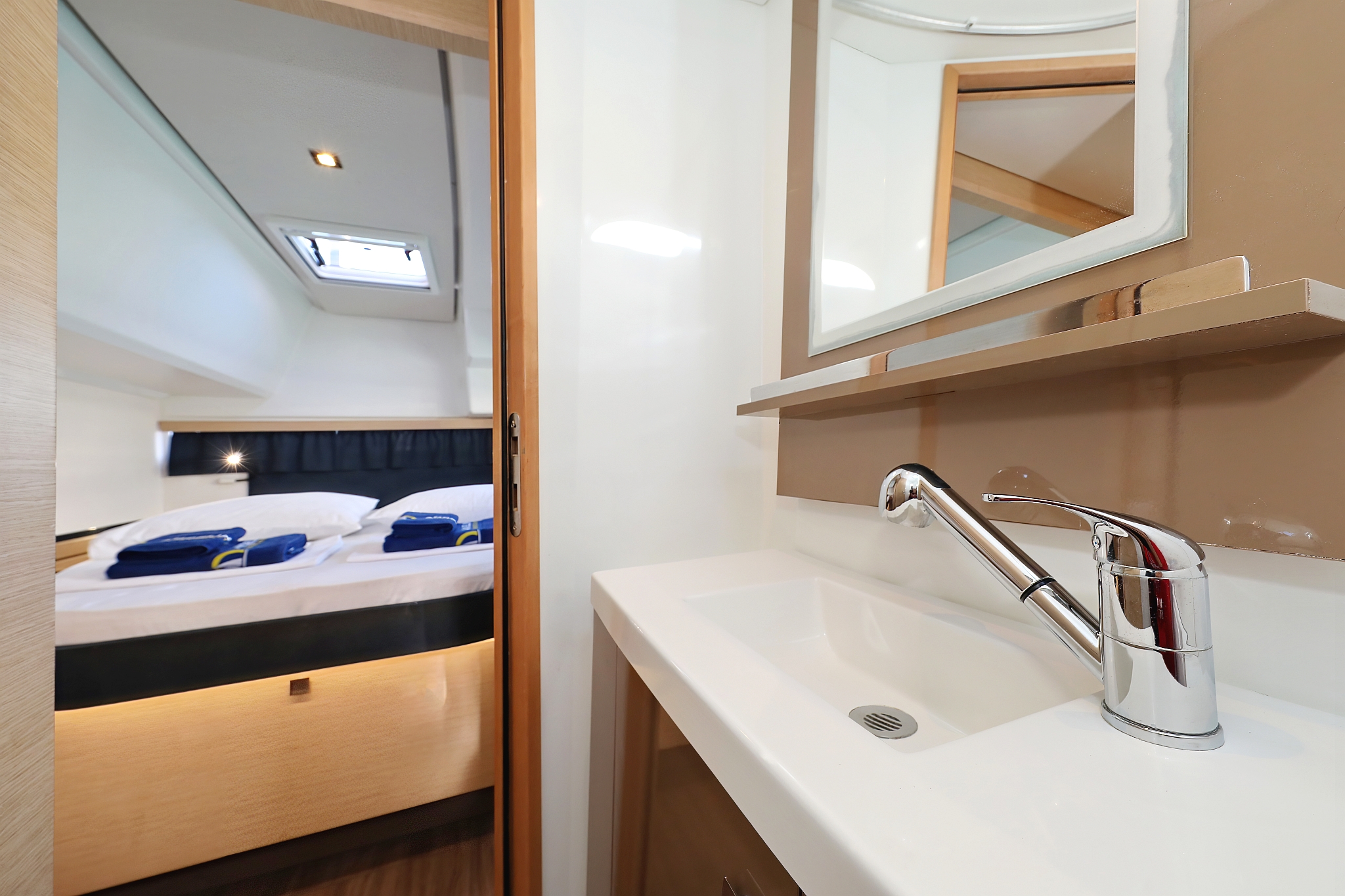 Photo #35 - Fountaine Pajot Lucia 40 - 4 cab. (Why Not) in Trogir - 30047