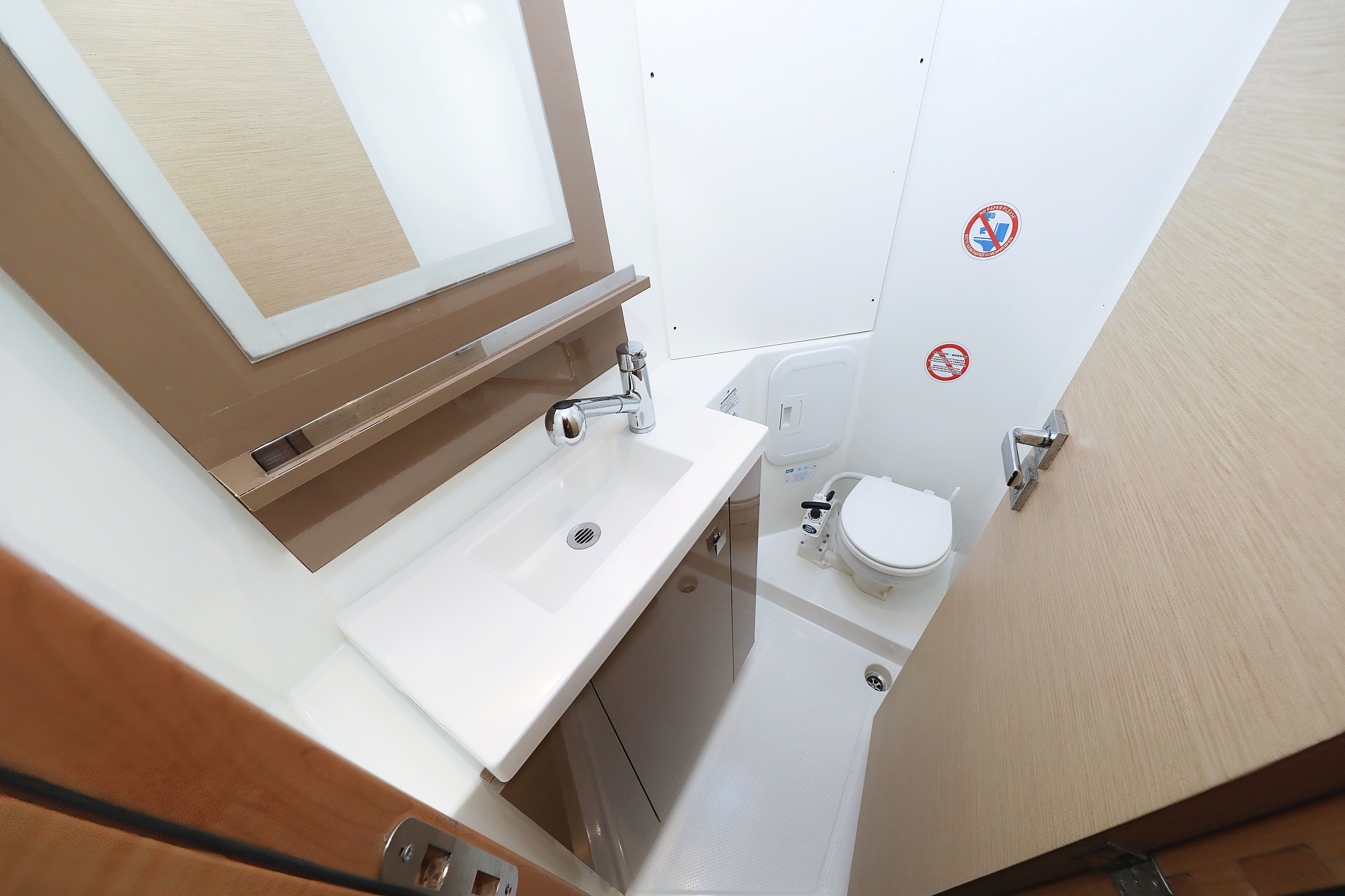 Photo #36 - Fountaine Pajot Lucia 40 - 4 cab. (Why Not) in Trogir - 30047