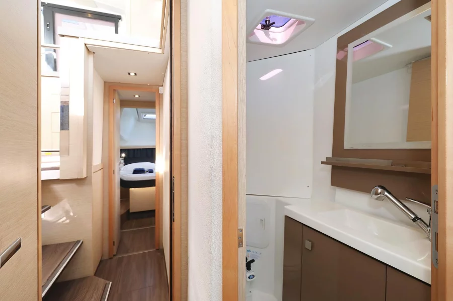 Fountaine Pajot Lucia 40 (Why Not)  - 39