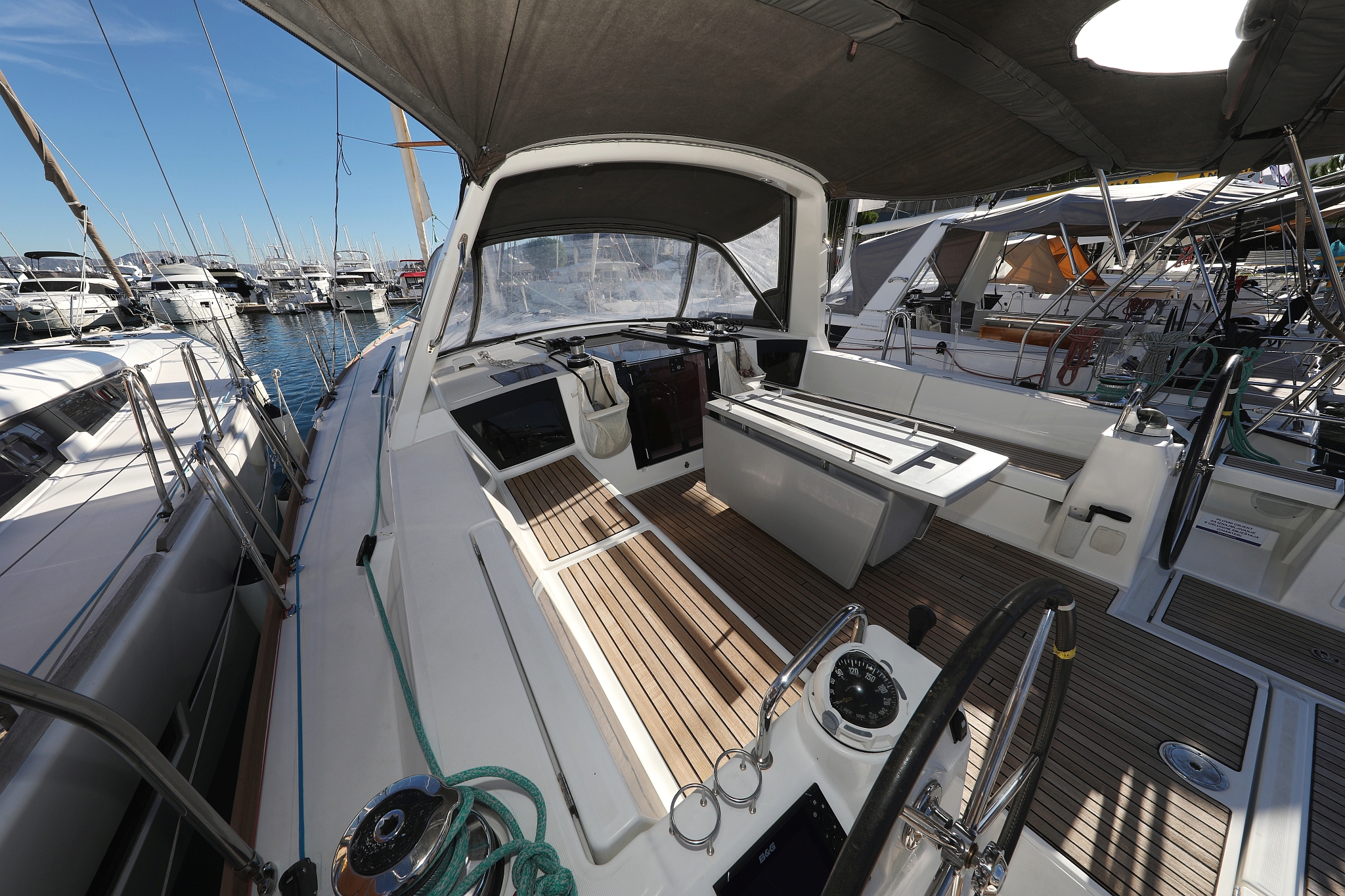 Photo #9 - Oceanis 45 - 4 cab. (Melanie) in Trogir - 30049