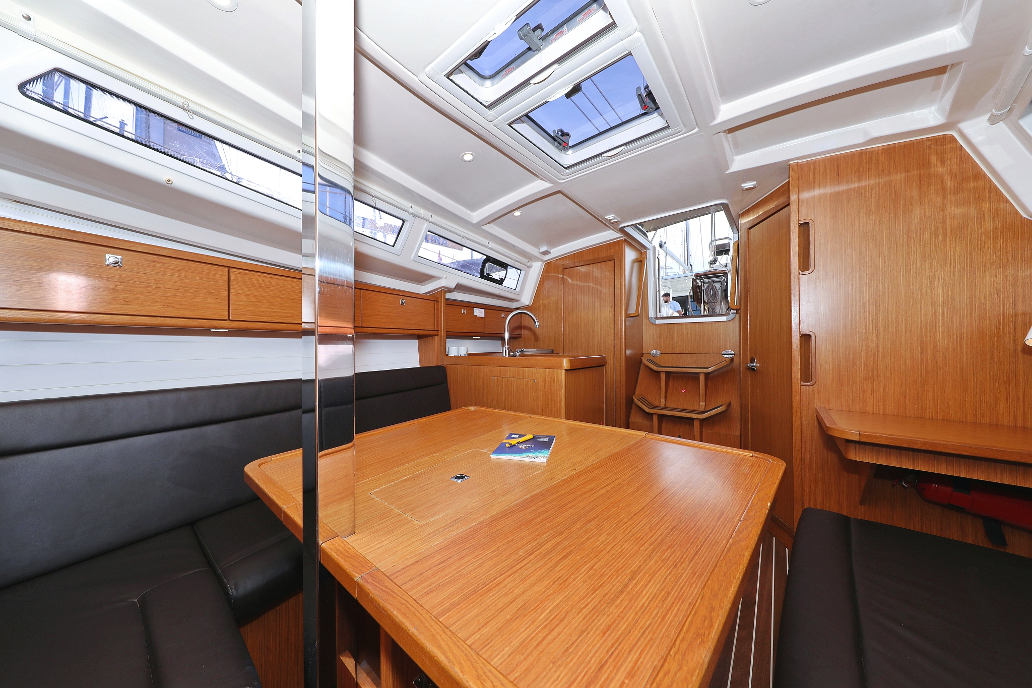 Photo #41 - Bavaria Cruiser 33 (Dolce Vita) en Sibenik - 30051