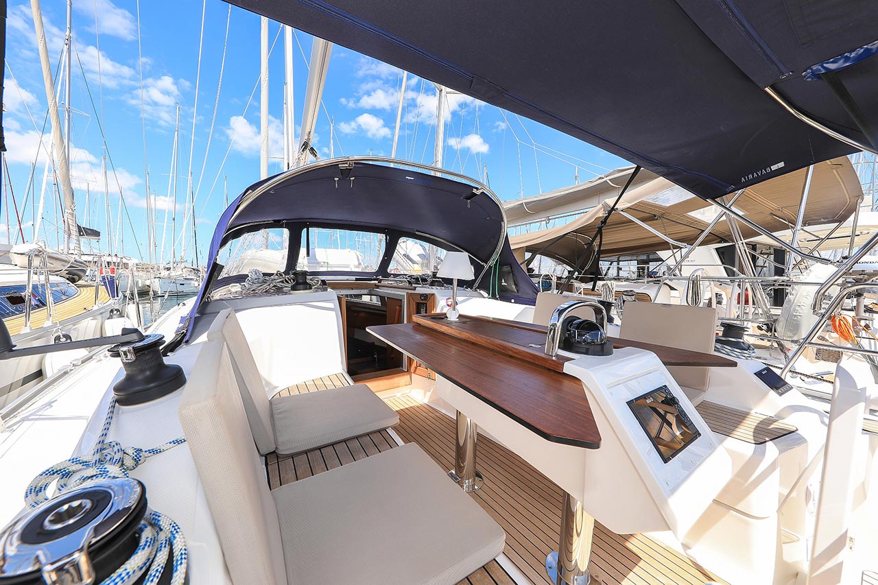 Photo #9 - Bavaria Cruiser 34 (Deneb) in Murter - 30069