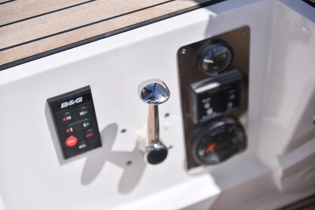Bavaria Cruiser 34 (Deneb)  - 10