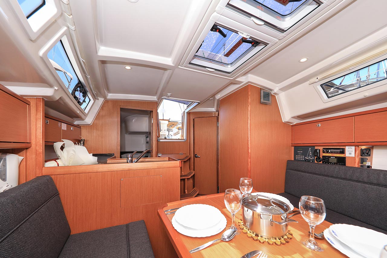 Photo #15 - Bavaria Cruiser 34 (Deneb) in Murter - 30069