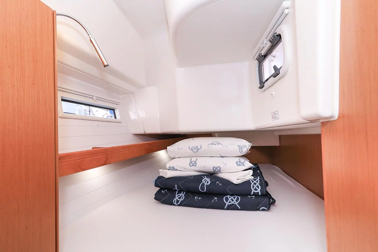 Bavaria Cruiser 34 (Deneb)  - 20