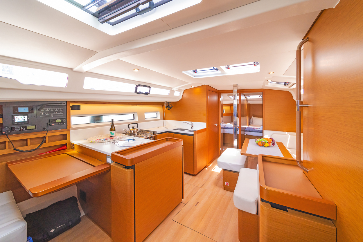 Photo #13 - Sun Odyssey 440 (Mike Charlie) en Lefkada - 30096