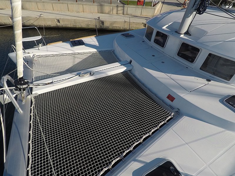 Photo #6 - Lagoon 380 - 4 + 2 cab. (Grey Pearl) in Sibenik - 30111