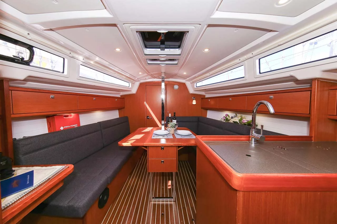 Bavaria Cruiser 33 (Nemo)  - 7