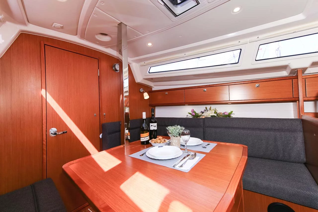 Bavaria Cruiser 33 (Nemo)  - 10