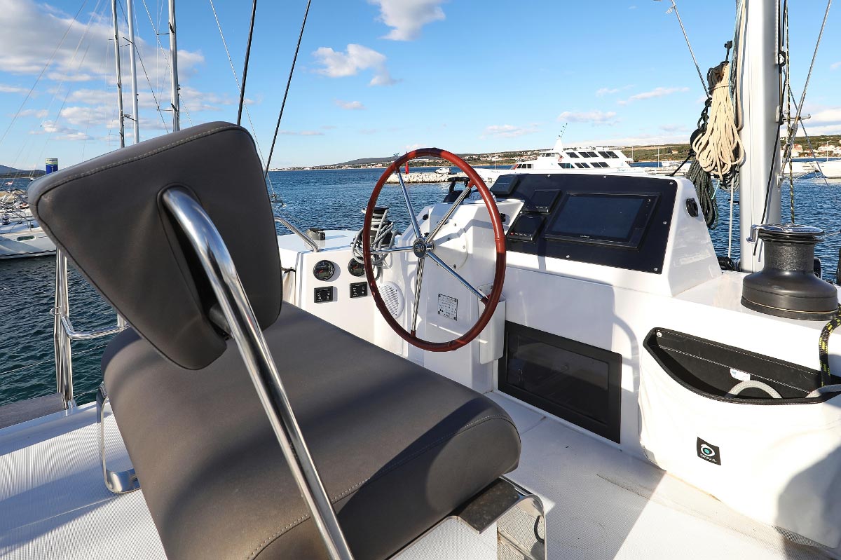 Photo #8 - Nautitech 46 Fly (Alphabeta) in Pula - 30141
