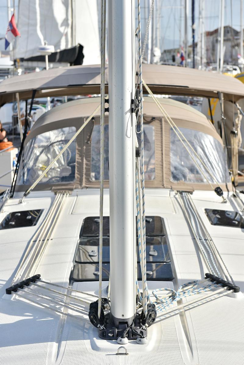 Photo #22 - Bavaria Cruiser 37 - 3 cab. (Vera) en Murter - 30150