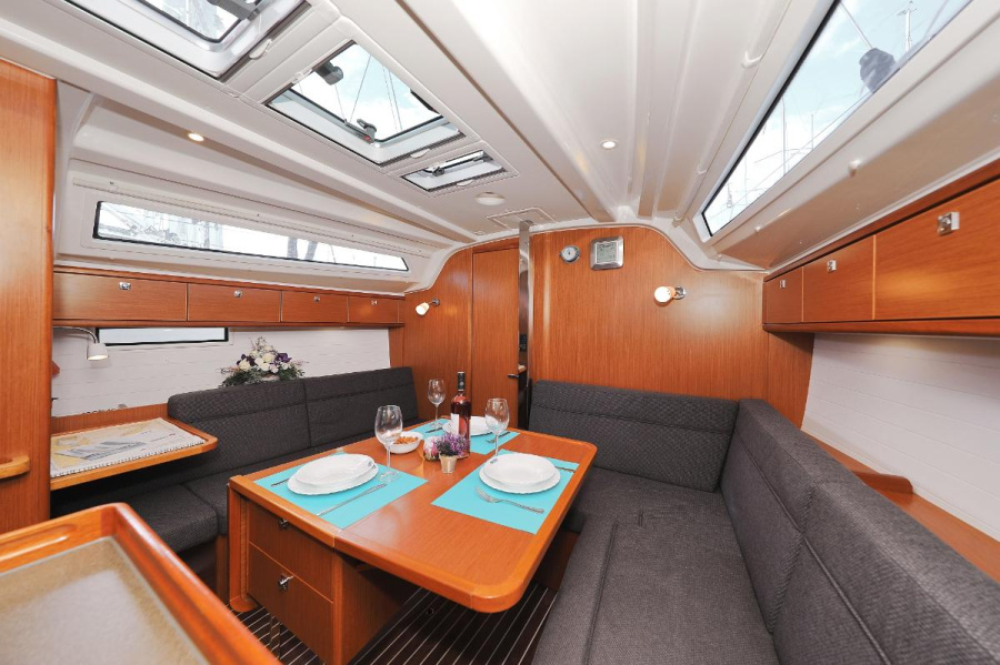 Photo #32 - Bavaria Cruiser 37 - 3 cab. (Vera) en Murter - 30150