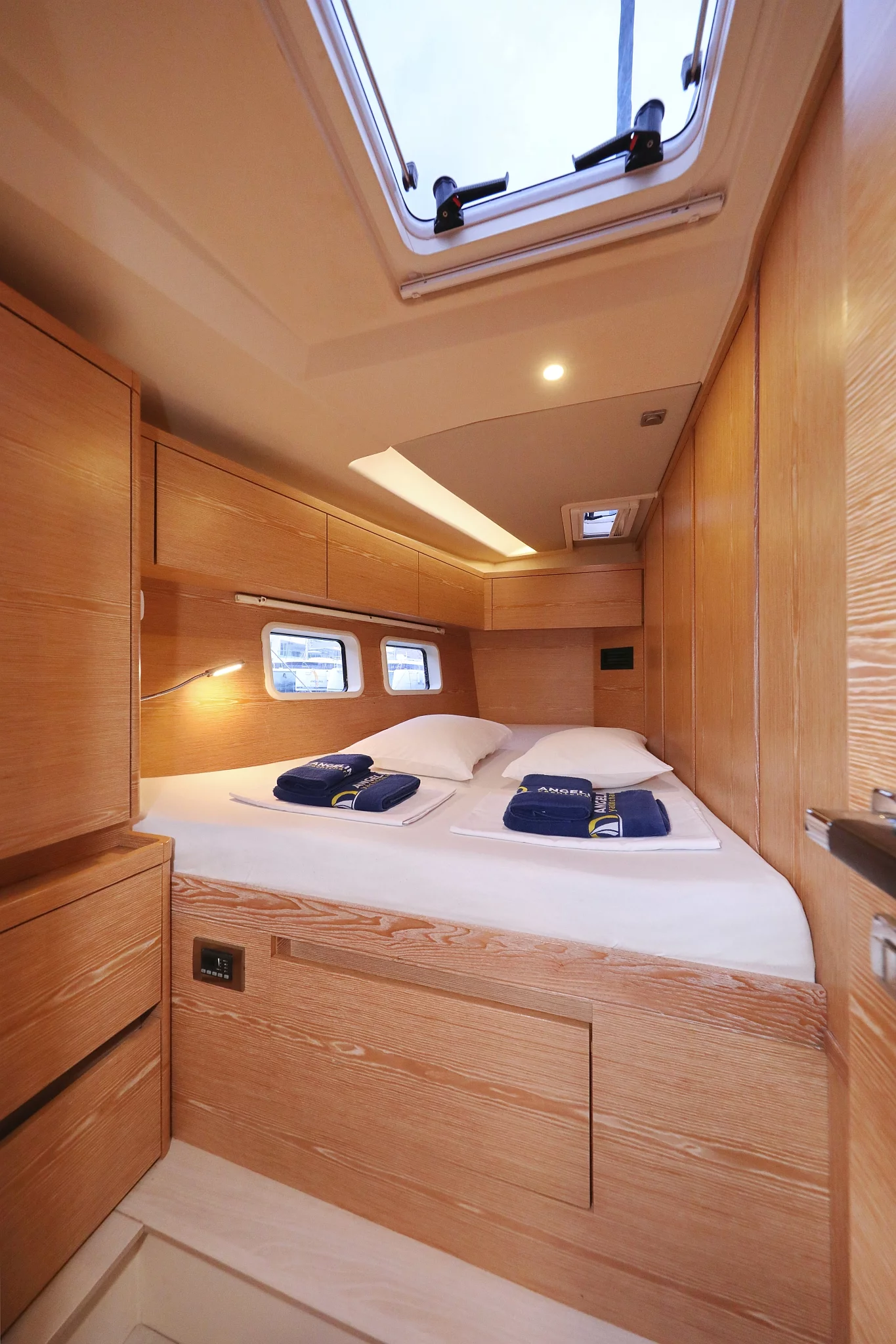 Hanse 588 - 5 + 1 cab. (Jasmine)  - 23