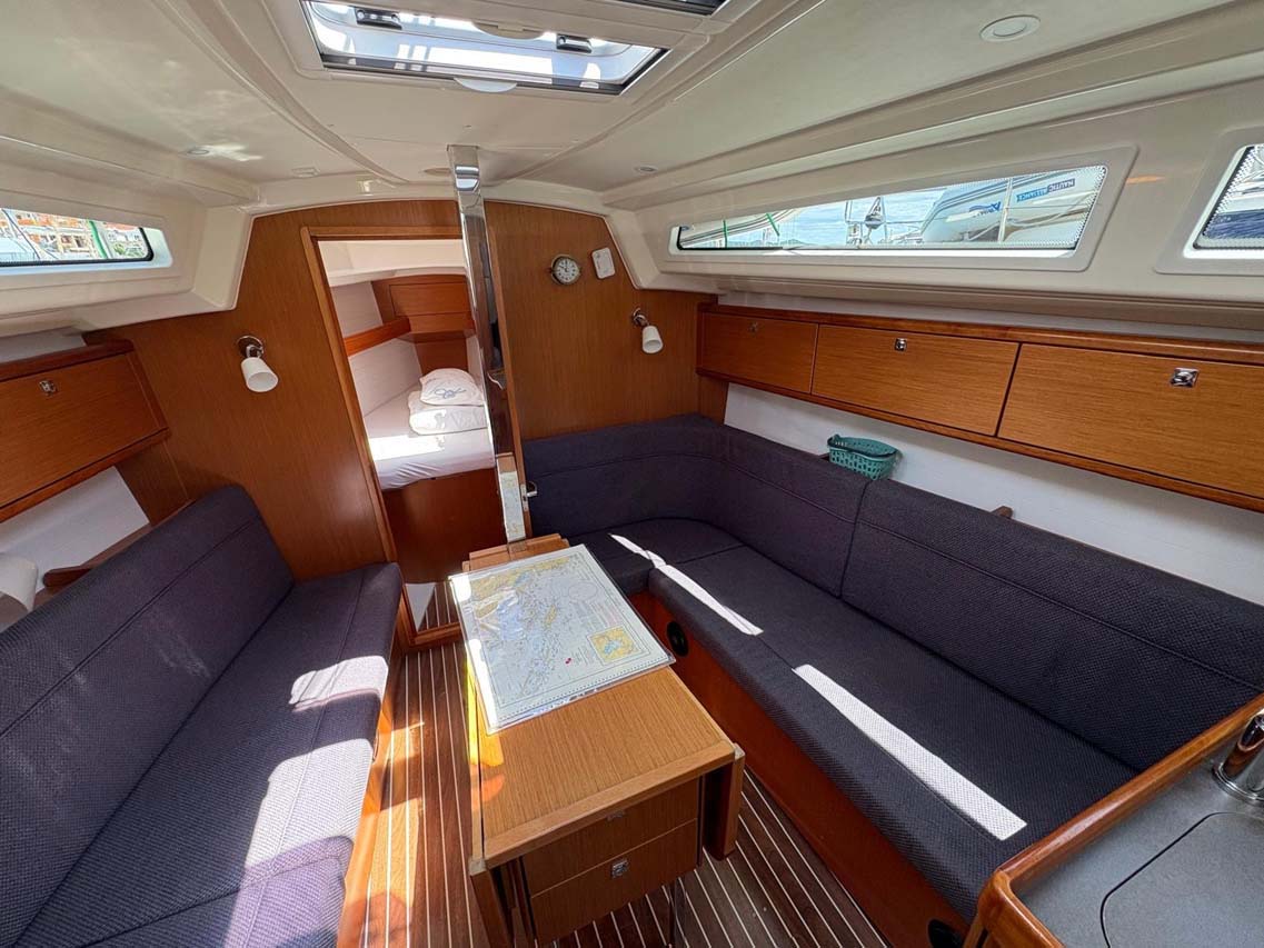 Photo #3 - Bavaria Cruiser 34 (Fünfland) in Murter - 30177