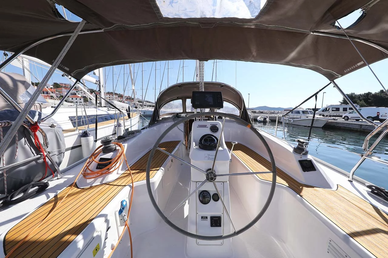 Bavaria Cruiser 33 (Moja Niska)  - 7
