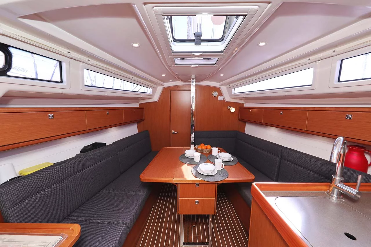Bavaria Cruiser 33 (Moja Niska)  - 10
