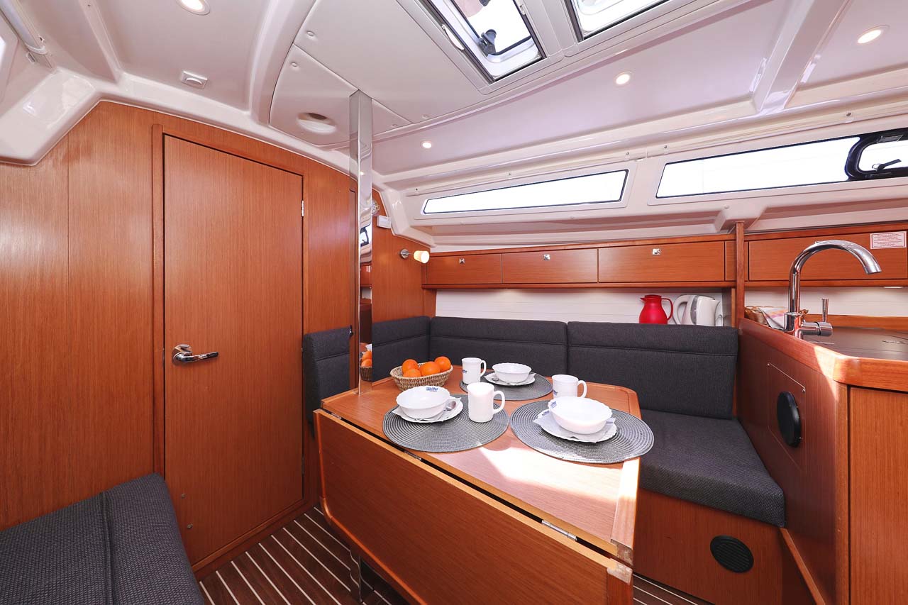 Photo #13 - Bavaria Cruiser 33 (Moja Niska) in Murter - 30178