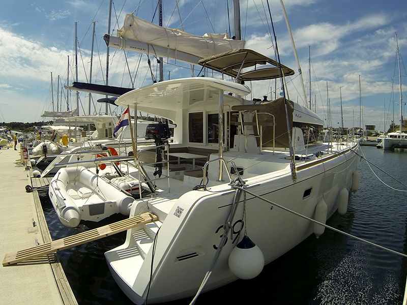 Photo #5 - Lagoon 39 - 4 + 2 cab. (Bob Cat) en Sibenik - 30225