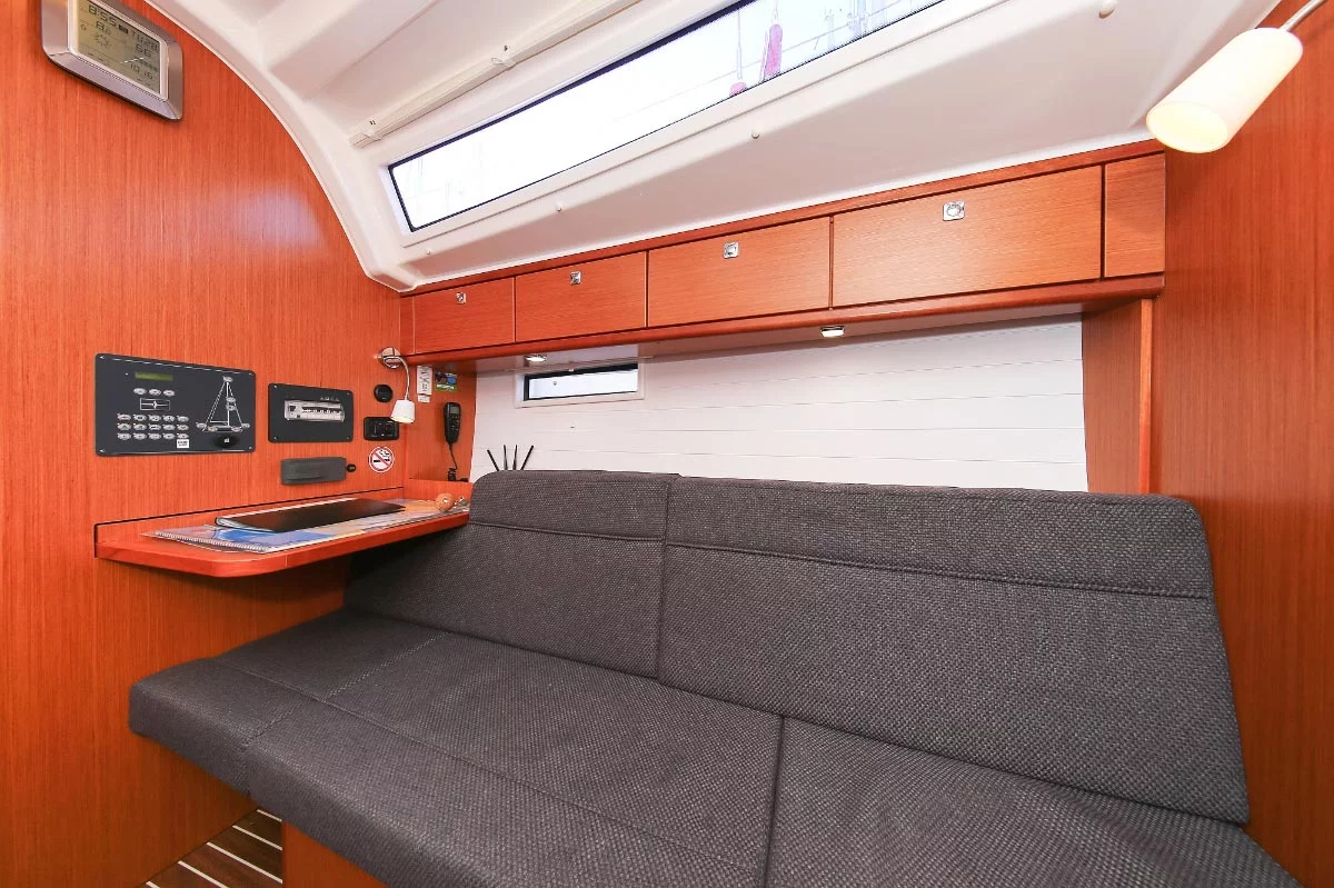 Bavaria Cruiser 37 - 3 cab. (Malo Angeline)  - 16