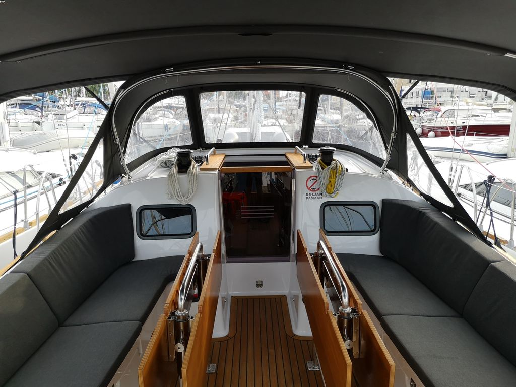 Photo #7 - Elan Impression 45.1 (Escape) in Zadar - 30238