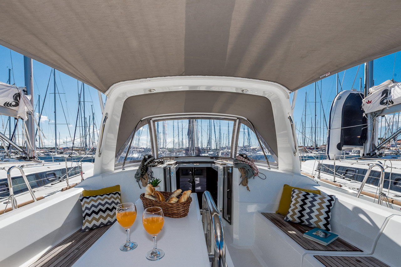 Photo #5 - Oceanis 38.1 (Nirvana) in Biograd - 30251