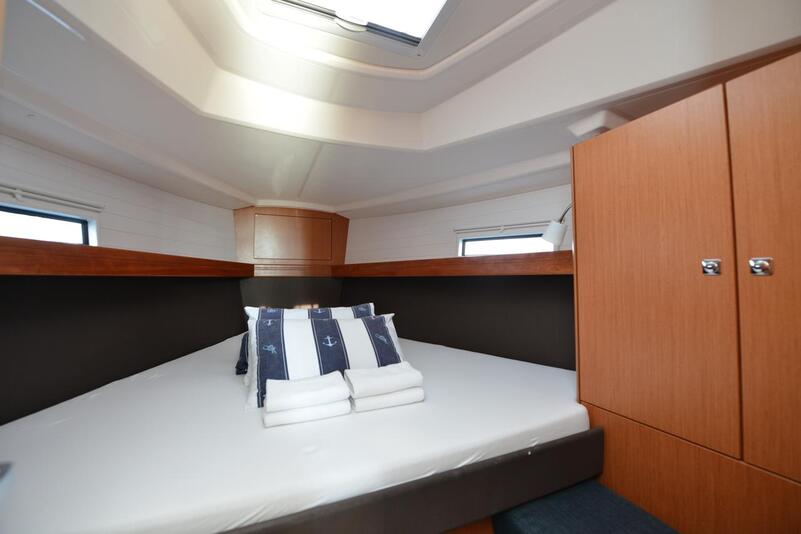 Photo #12 - Bavaria Cruiser 37 - 3 cab. (Eneja) en Biograd - 30264