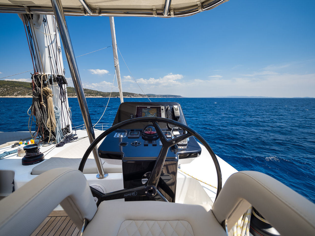 Photo #9 - Sunreef 50 (Solitaire) in Kastela - 30276