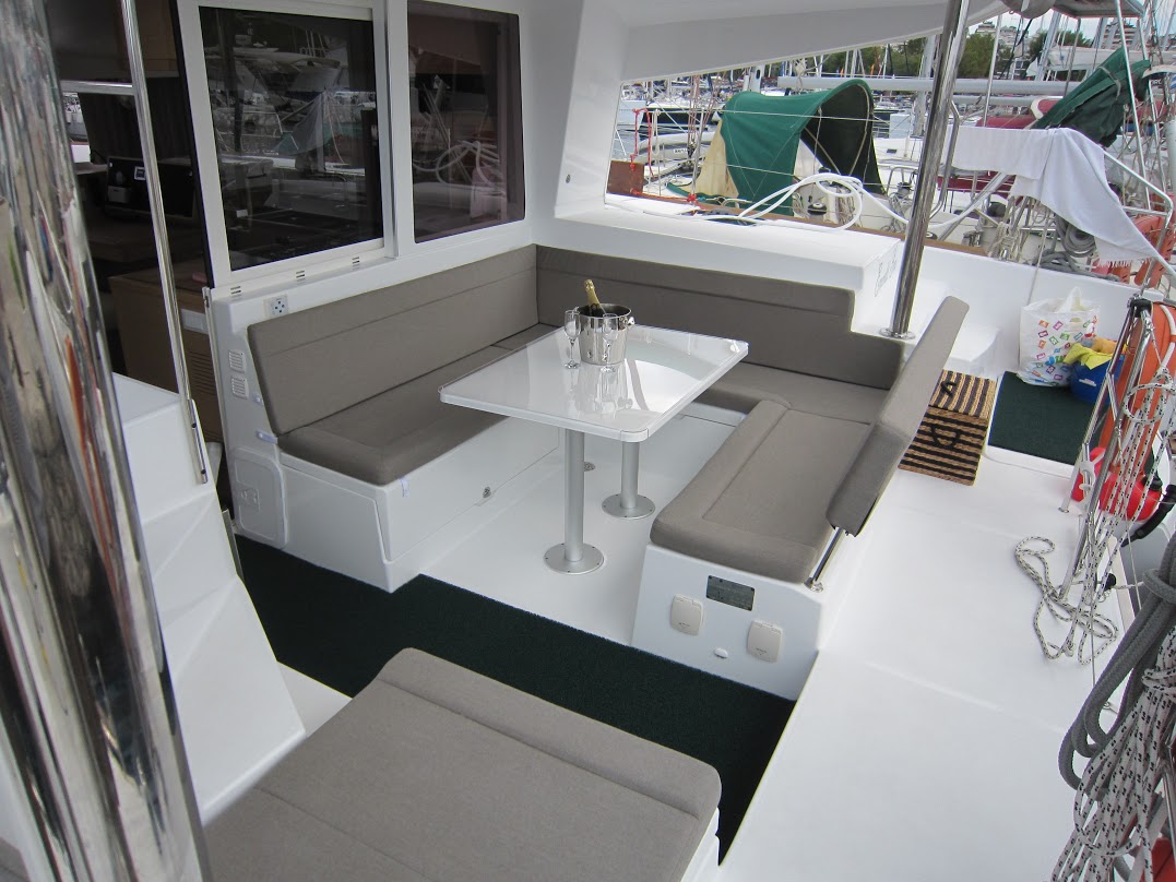 Photo #16 - Lagoon 400 S2 - 4 + 2 cab. (Emerald Seas) in Athen - 30326