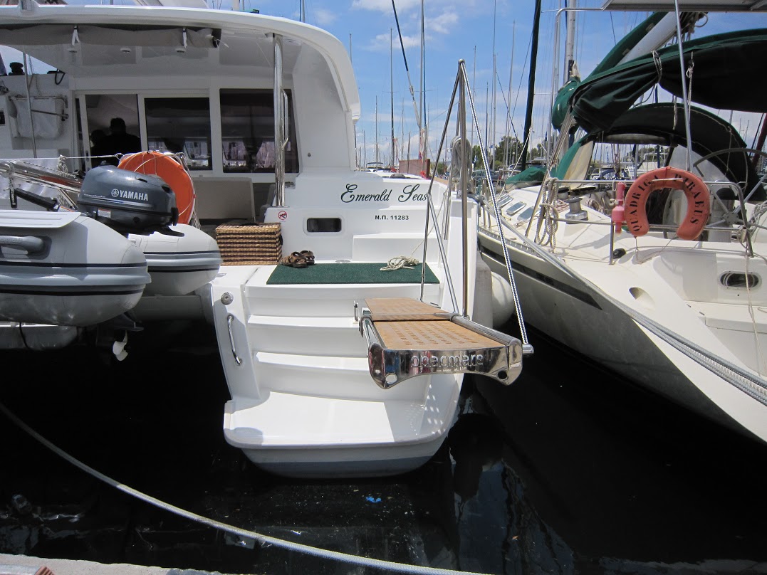 Photo #3 - Lagoon 400 S2 - 4 + 2 cab. (Emerald Seas) in Athen - 30326