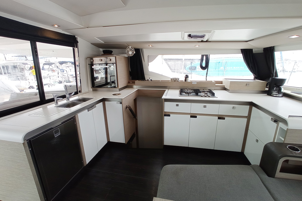 Photo #30 - Fountaine Pajot Elba 45 - 4 + 2 cab. (Coco) in Trogir - 30396