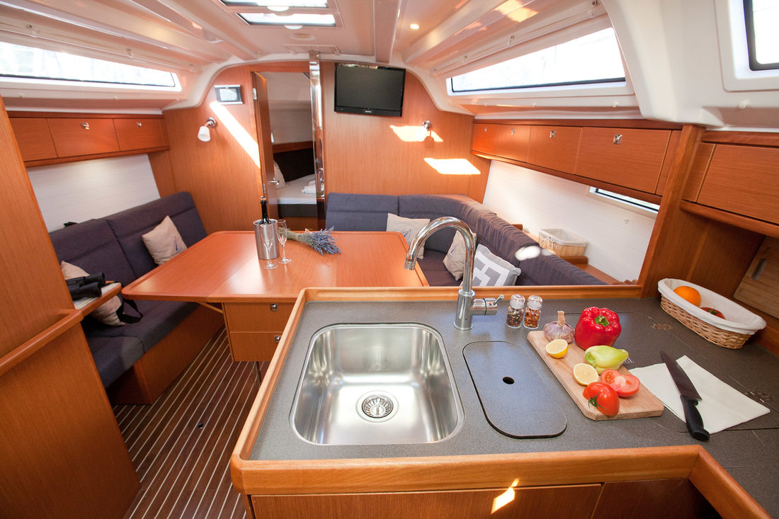 Photo #14 - Bavaria Cruiser 37 - 3 cab. (Gospoja) in Zadar - 30404