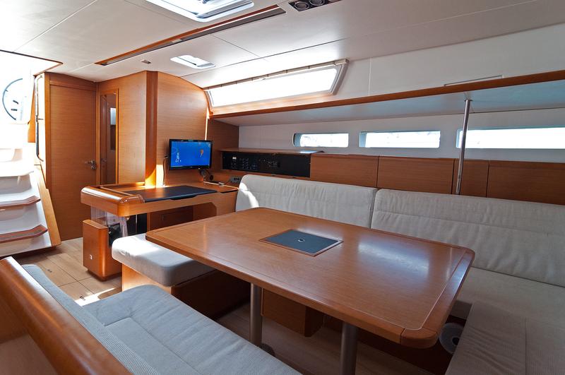Photo #6 - Sun Odyssey 509 - 5 cab. (Aqua Kiss) in Split - 30406