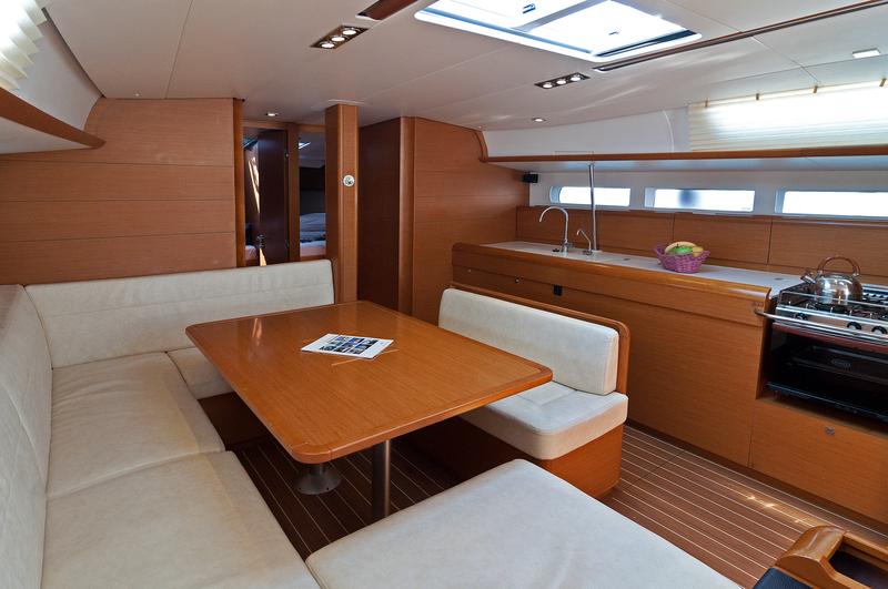 Photo #9 - Sun Odyssey 509 - 5 cab. (Aqua Kiss) in Split - 30406