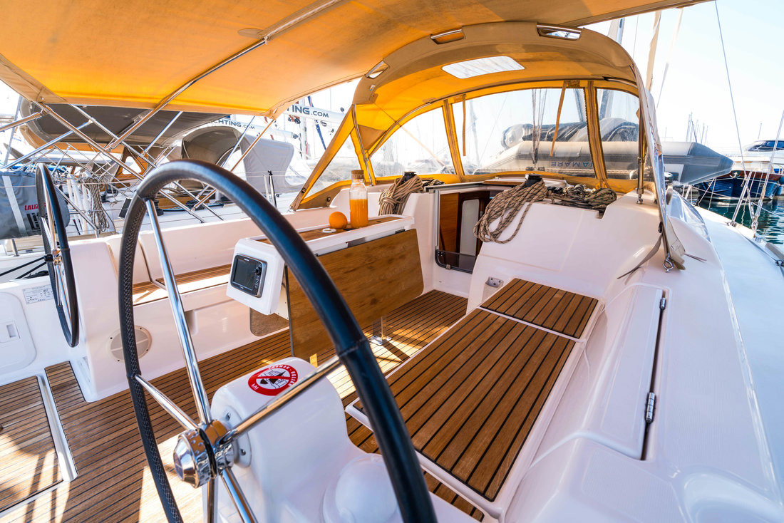 Photo #4 - Dufour 382 GL (JustIn) in Biograd - 30459