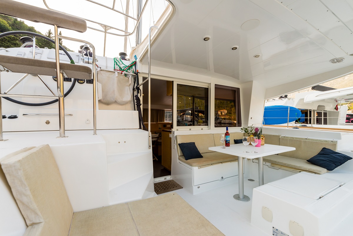 Photo #5 - Lagoon 400 S2 - 4 + 1 cab. (Summertime) en Trogir - 30467