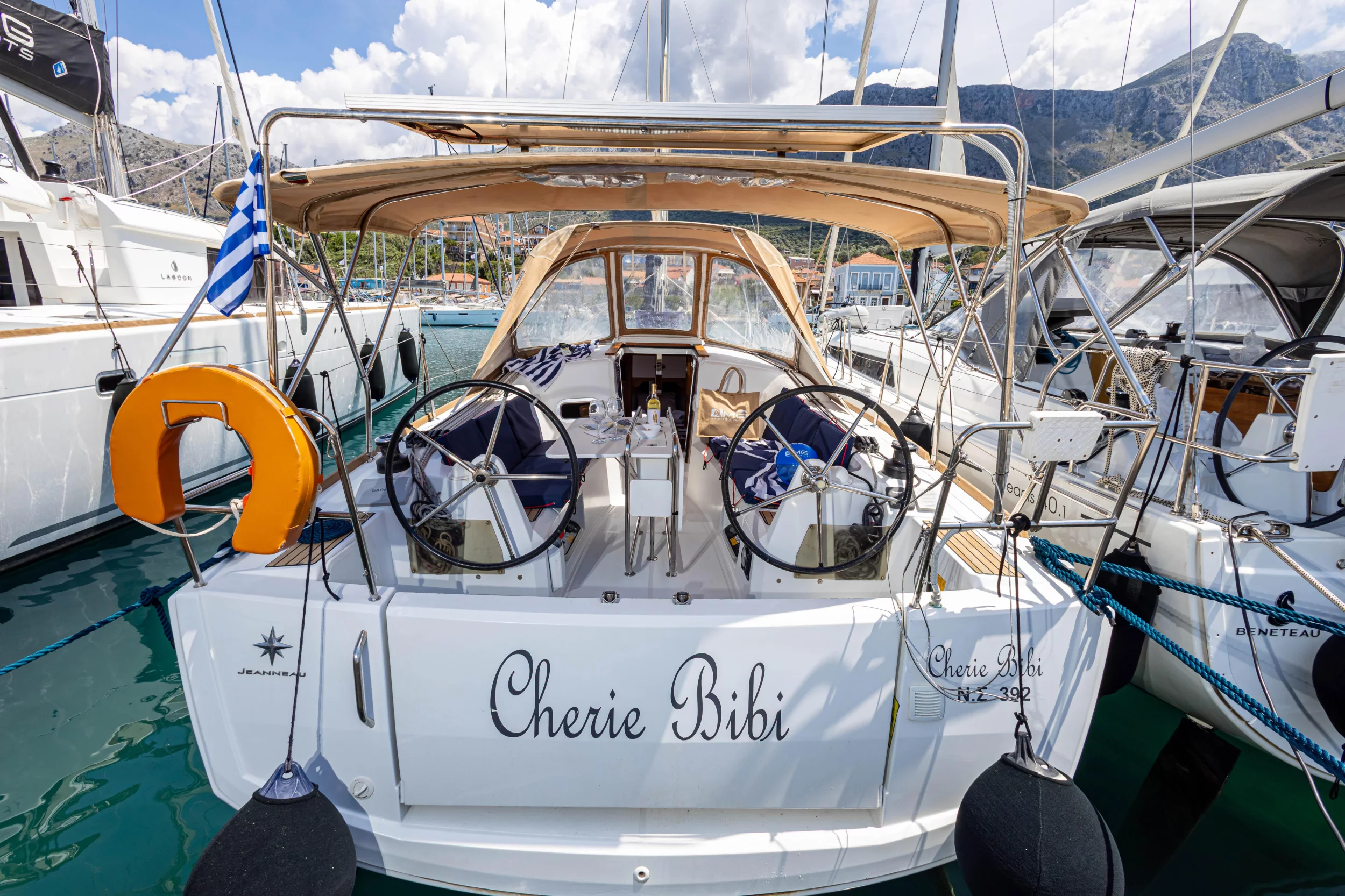 Sun Odyssey 349 (Cherie Bibi)  - 2