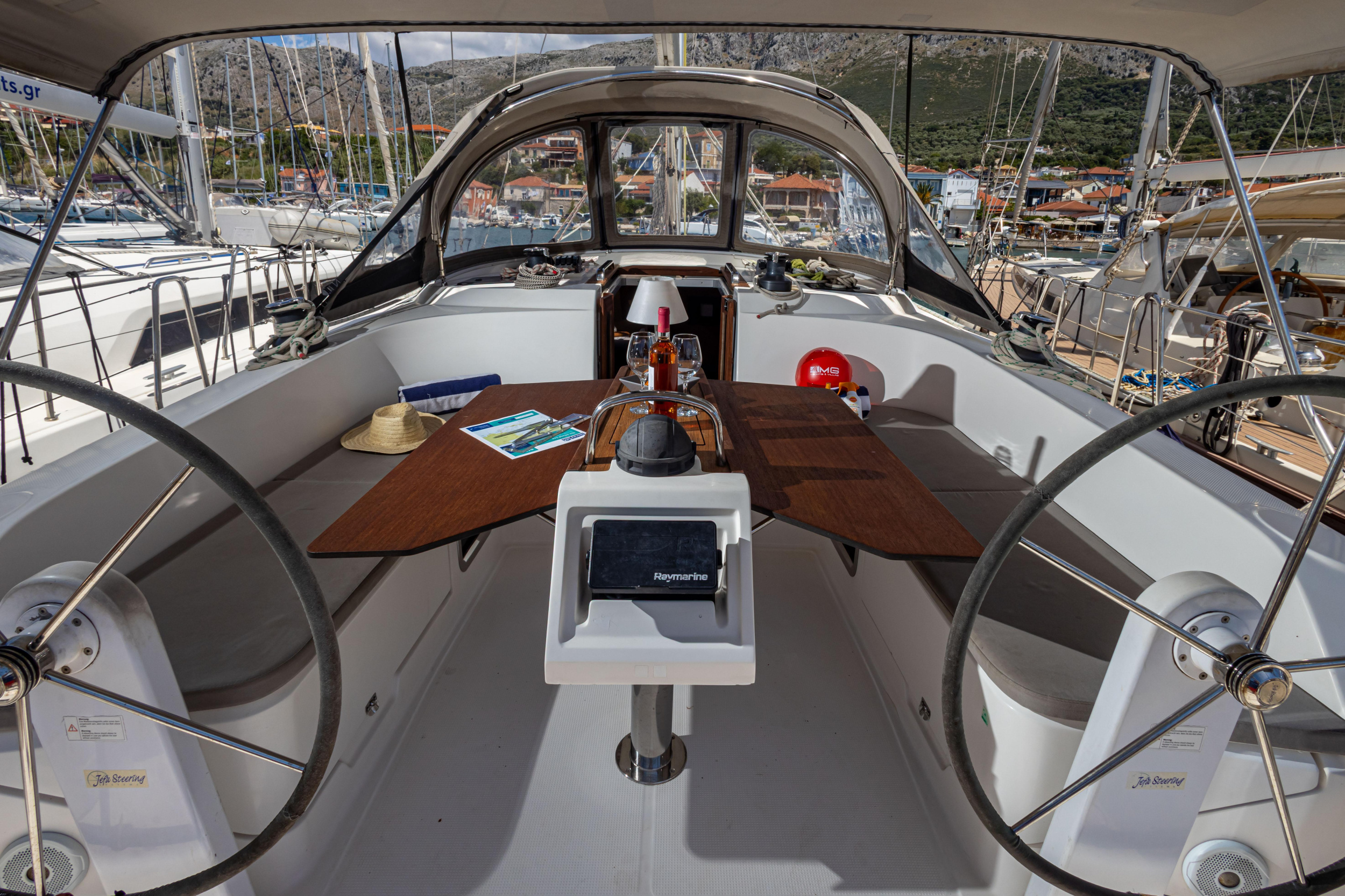 Photo #5 - Bavaria Cruiser 46 - 4 cab. (Wanderlust) in Paleros - 30500