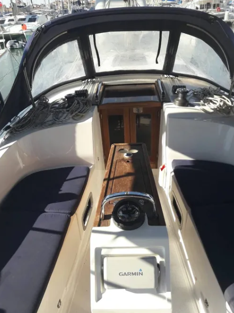 Photo #7 - Bavaria Cruiser 37 - 3 cab. (John K) en Lefkada - 30502