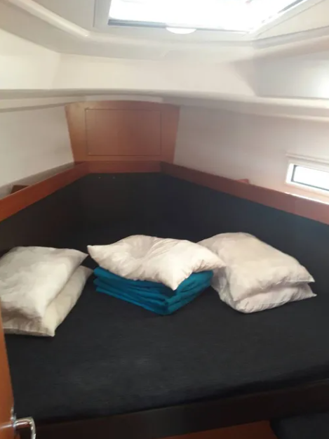 Photo #11 - Bavaria Cruiser 37 - 3 cab. (John K) en Lefkada - 30502