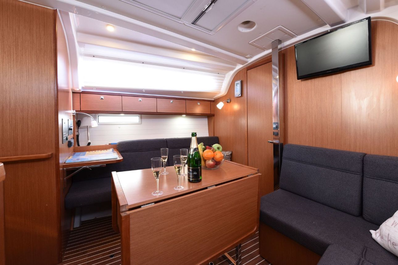 Photo #9 - Bavaria Cruiser 37 - 3 cab. (Luka) en Zadar - 30510