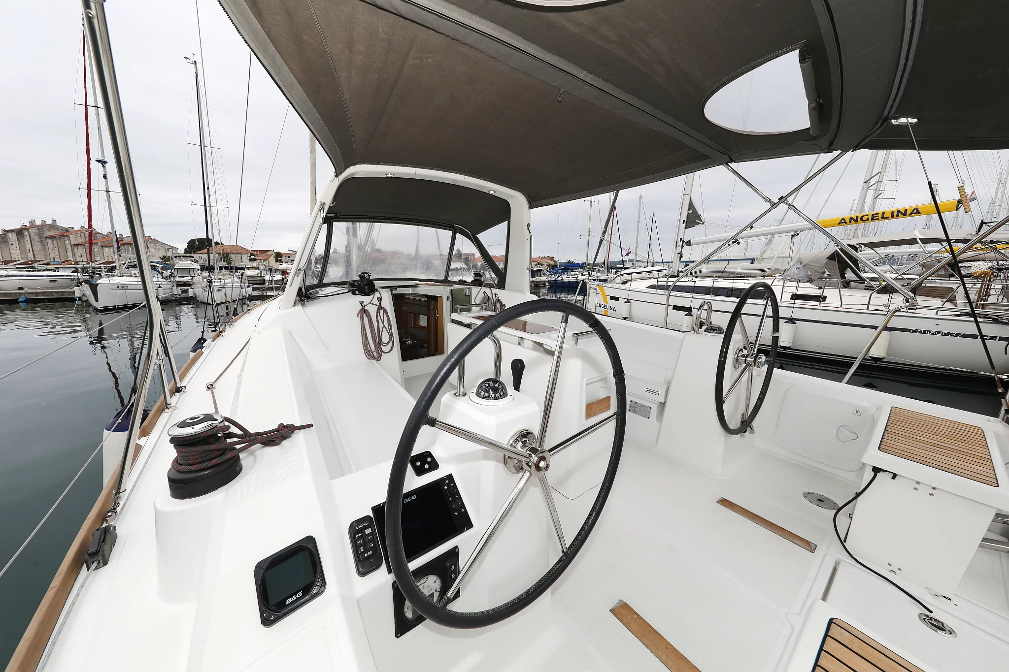 Oceanis 38 - 3 cab. (One)  - 15