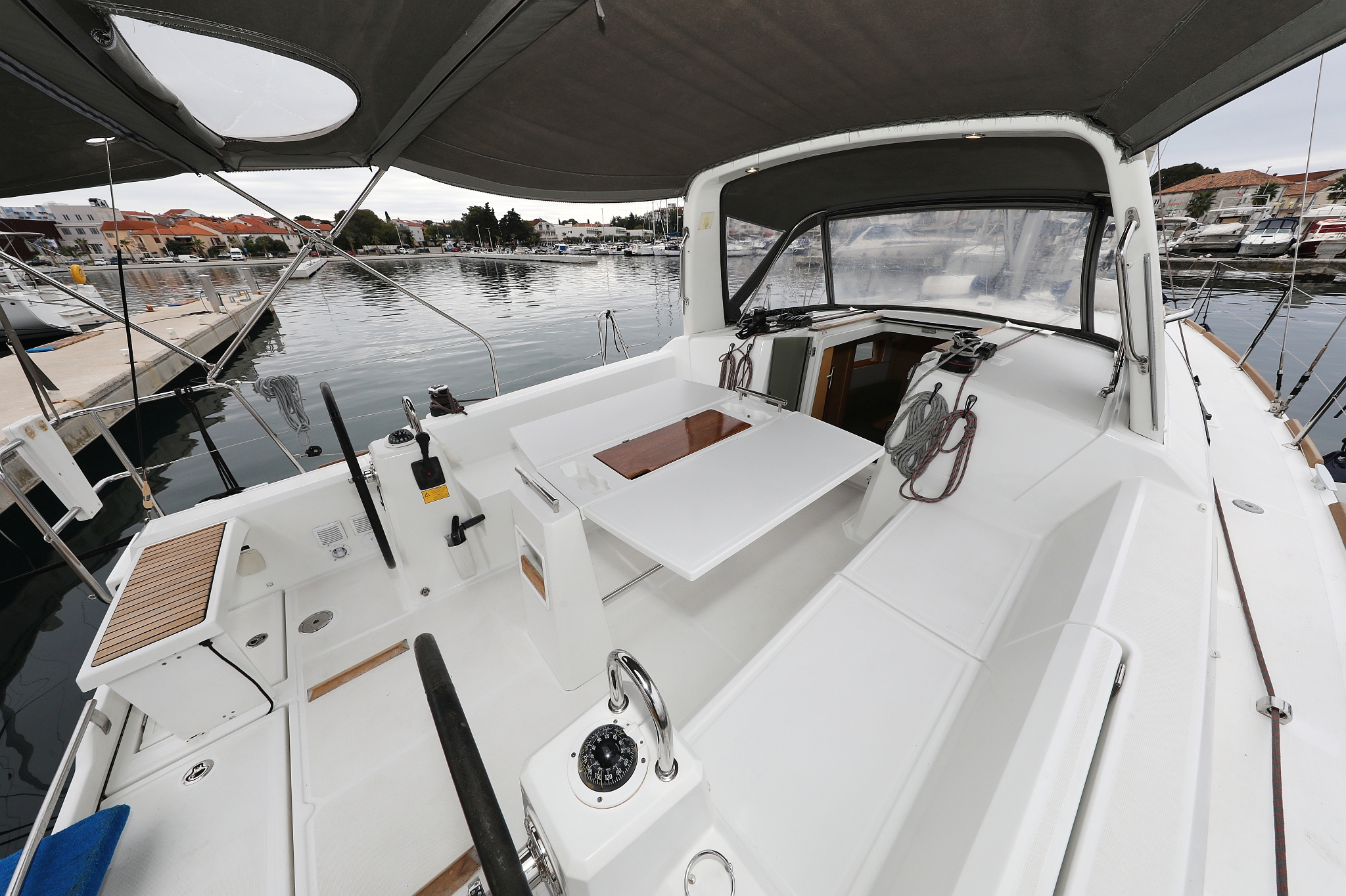 Photo #18 - Oceanis 38 - 3 cab. (One) in Biograd - 30535
