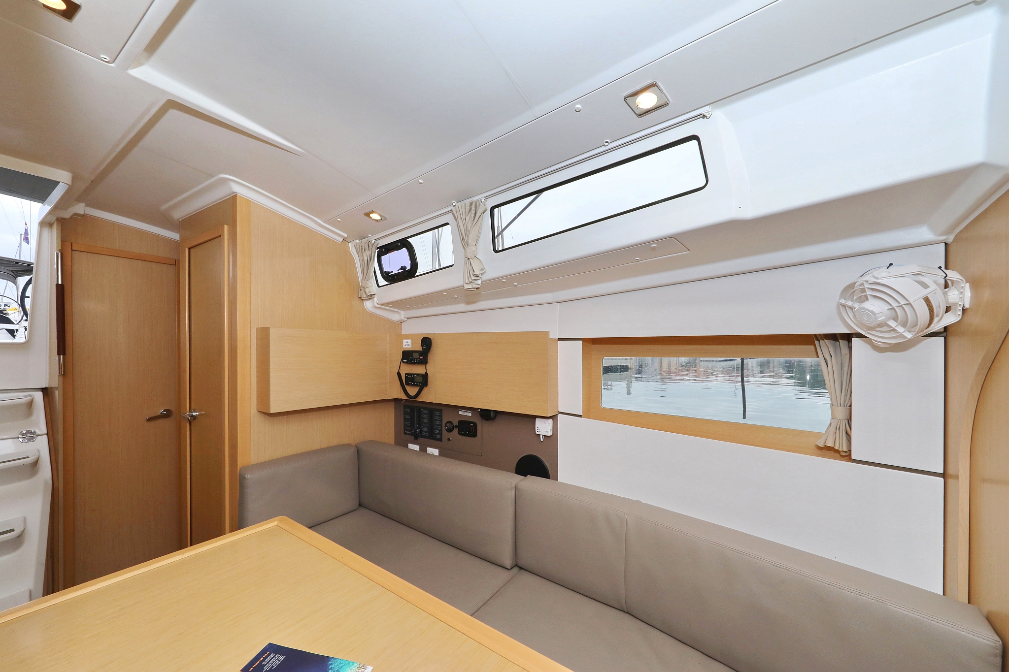 Photo #30 - Oceanis 38 - 3 cab. (One) in Biograd - 30535