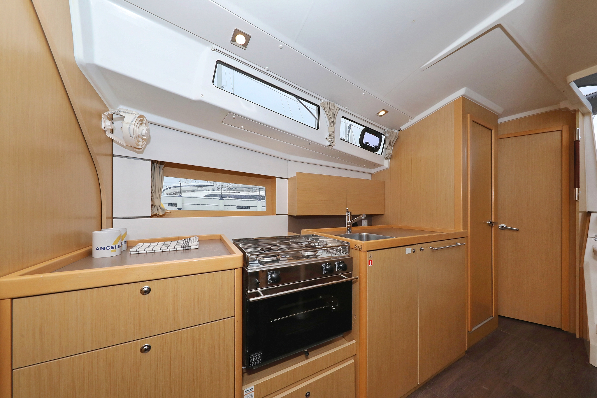 Photo #31 - Oceanis 38 - 3 cab. (One) in Biograd - 30535