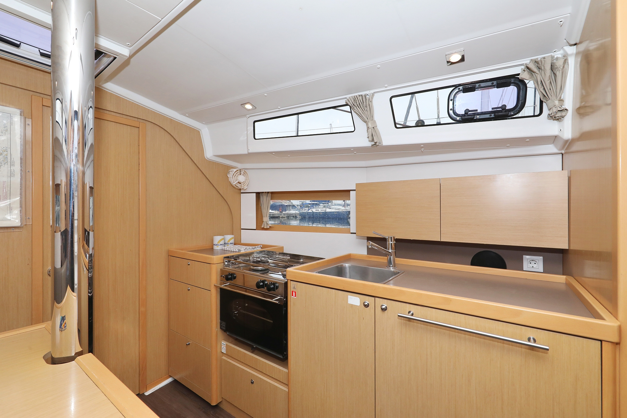 Photo #32 - Oceanis 38 - 3 cab. (One) in Biograd - 30535